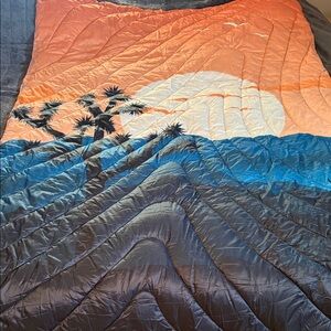 Scenic Sunset Camping 🏕️ blanket